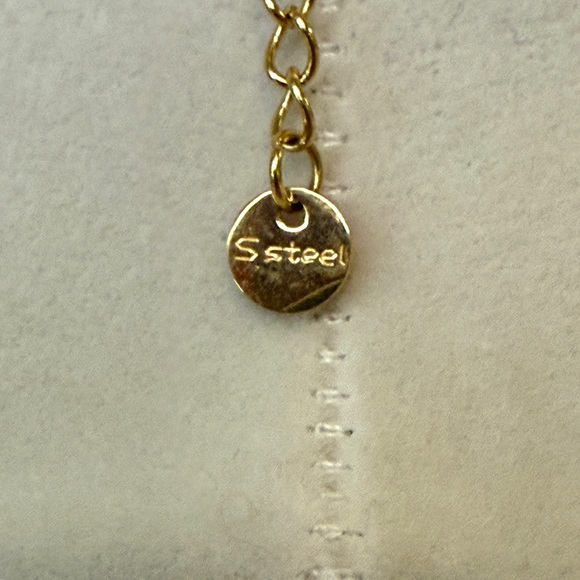 Gold-Tone Heart Charm Link Necklace with Multicolor Hearts - Picture 5 of 5